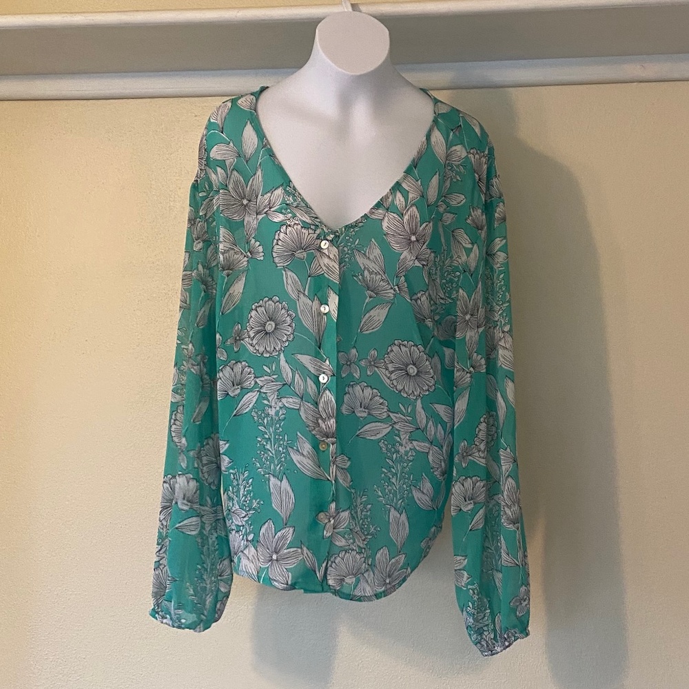 Chiffon green and white floral blouse summer work  sz small target A New Day